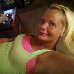 Meet your Posher, Louise